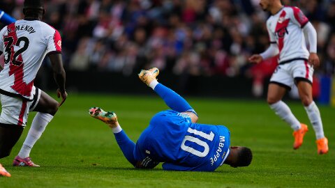  Khi Kylian Mbappe trở thành kẻ kém cỏi nhất…